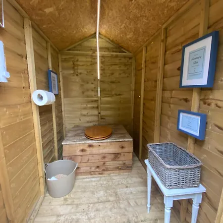 Odin's Rest Wild Glamping Κάμπινγκ *