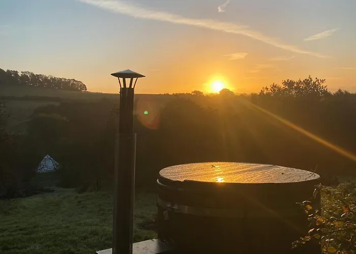 Odin's Rest Wild Glamping *